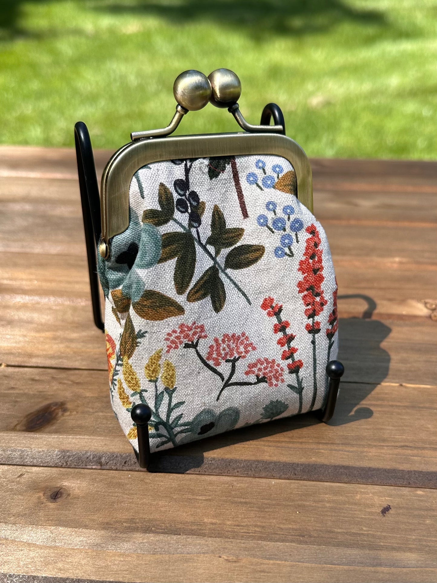Aberdeen Kiss Lock Pouch