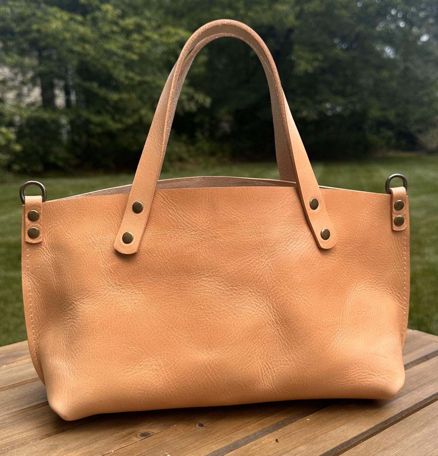 Leather Herrington Handbag Splenda Natural Leather and Splenda Natural Leather handles with Antique Brass Hardware squirescanvascreations.com