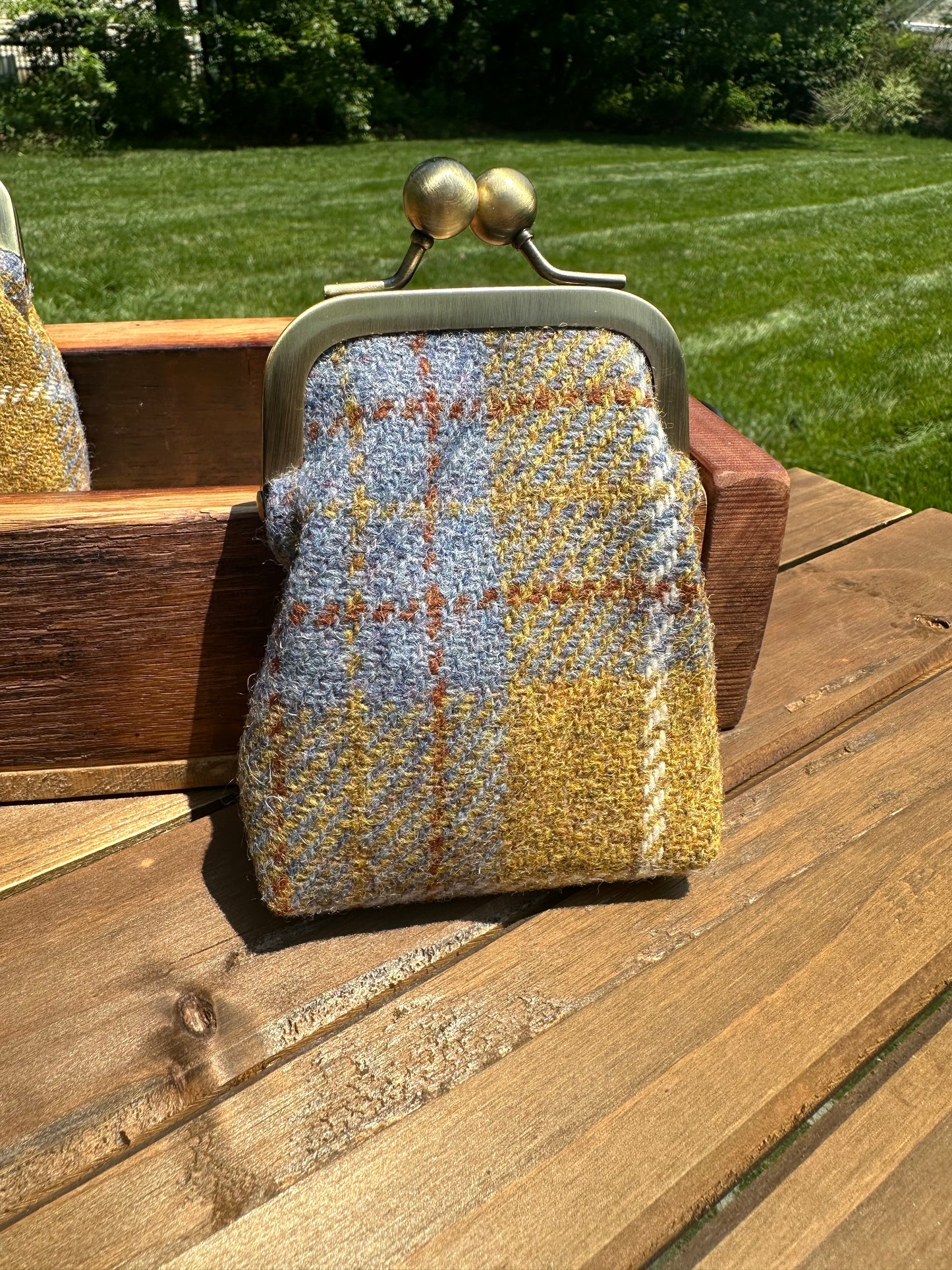Aberdeen Kiss Lock Pouch