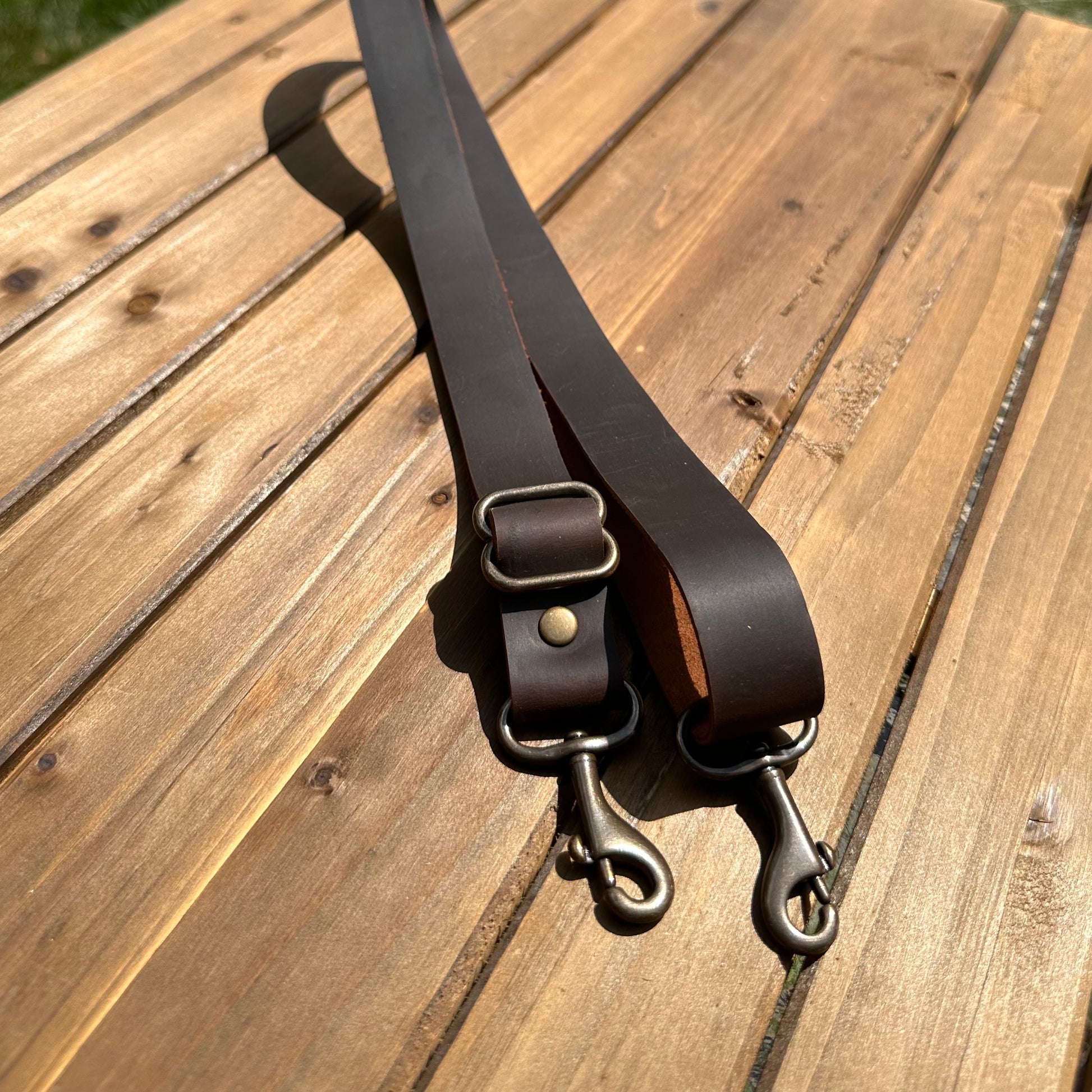 1" Sable Oil Tan with Bolt Swivel Hook