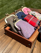 Aberdeen Kiss Lock Pouch