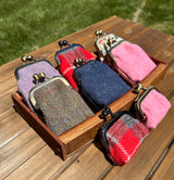 Aberdeen Kiss Lock Pouch