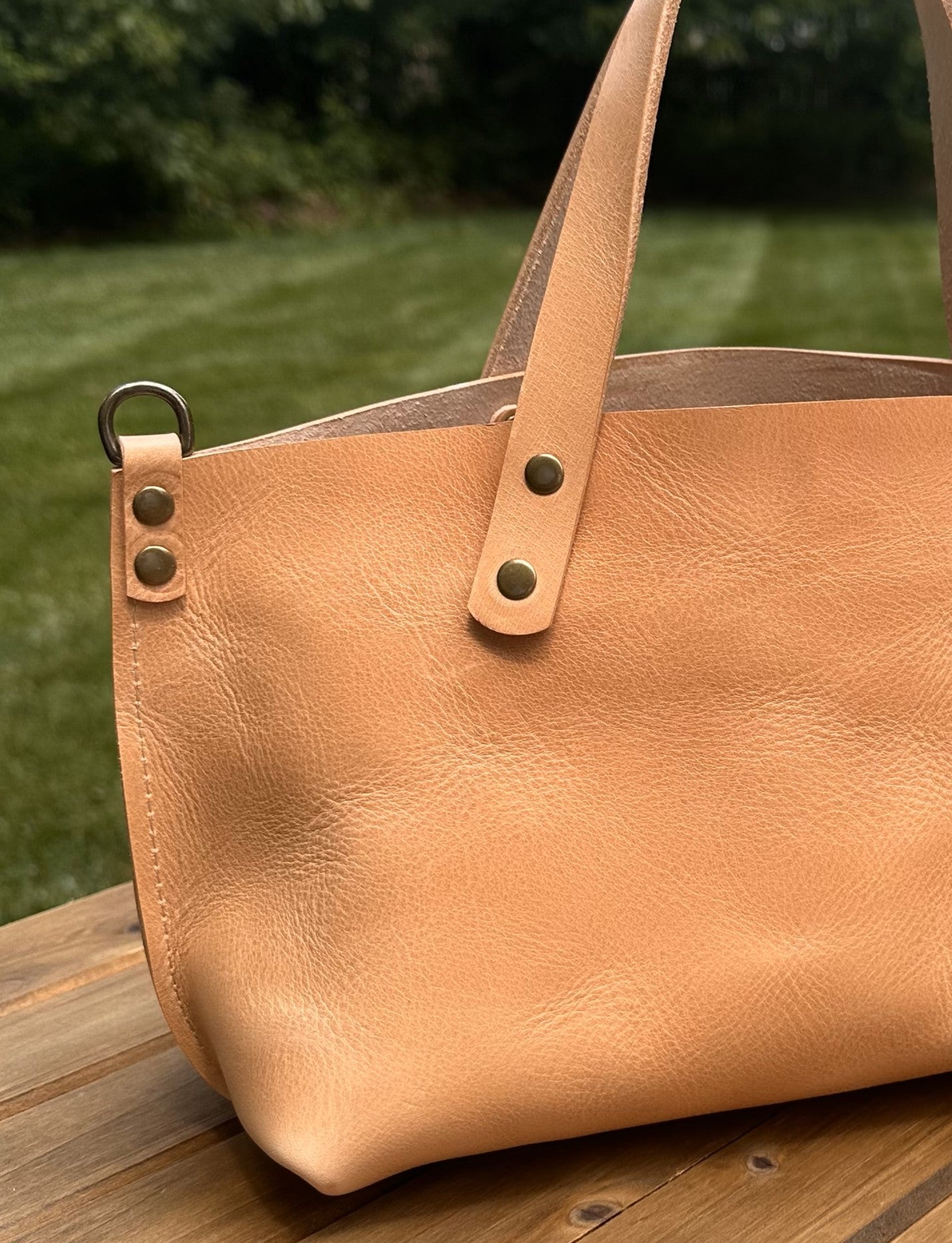 Leather Herrington Handbag Splenda Natural Leather and Splenda Natural Leather handles with Antique Brass Hardware squirescanvascreations.com