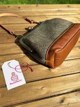Harris Tweed® Princess Anne Kiss Lock Purse