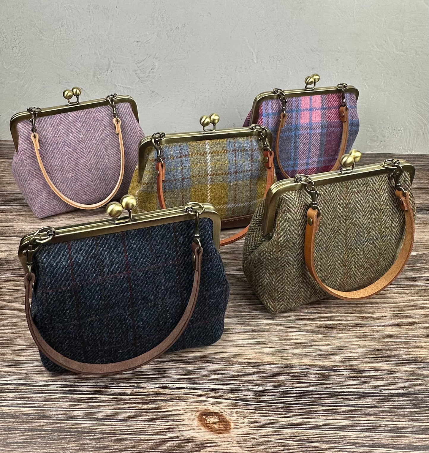 Harris Tweed® Princess Anne Kiss Lock Purse