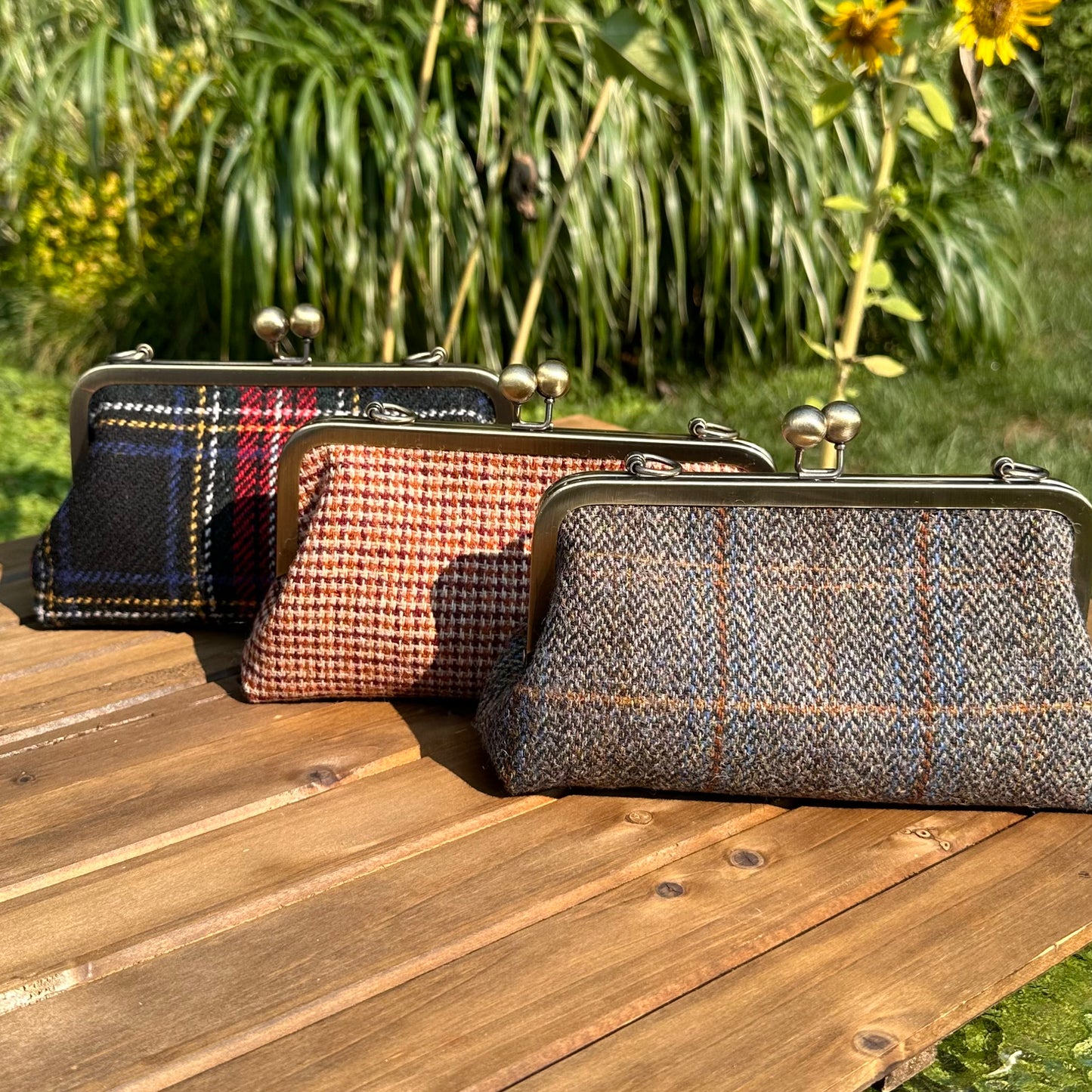 Harris Tweed® Smith Island Kiss Lock Handbag