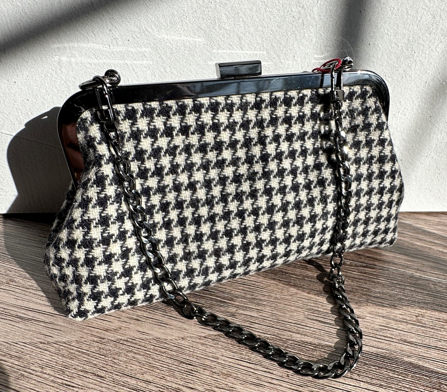 Black and White Houndstooth Harris Tweed® with Gun Metal Rectangle Closure and Chain Harris Tweed® Smith Island Purse SquiresCanvasCreations