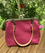 Leather Princess Anne Kiss Lock Purse