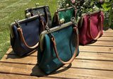 Leather Princess Anne Kiss Lock Purse