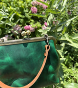 Leather Princess Anne Kiss Lock Purse