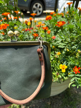 Leather Princess Anne Kiss Lock Purse